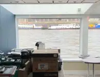 Navire mixte (croisière et transport de marchandises) à vendre
