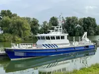 Bateau patrouilleur à vendre