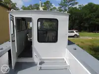 Bateau patrouilleur à vendre