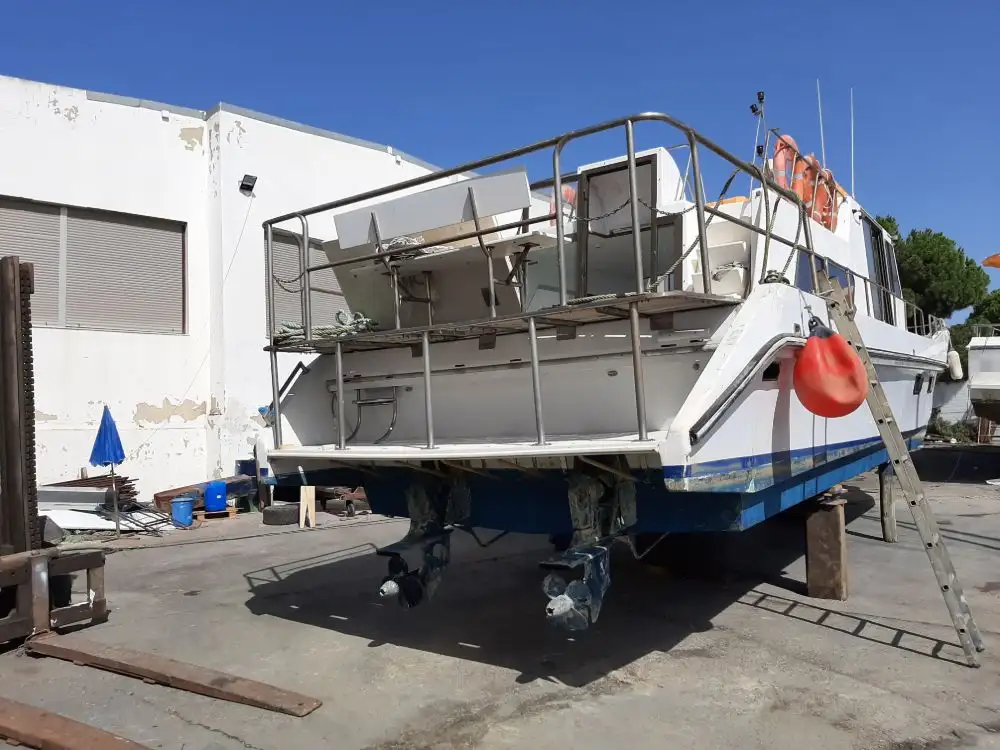 Bateau de transport d'équipage à vendre