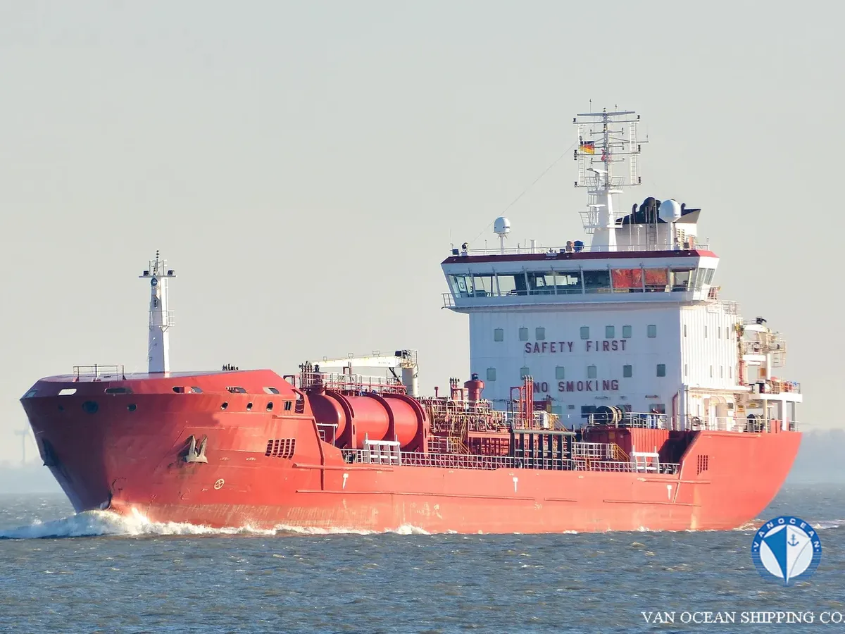 Pétrolier / chimiquier à vendre