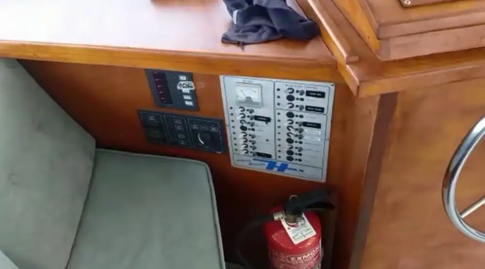Bateau de transport d'équipage à vendre