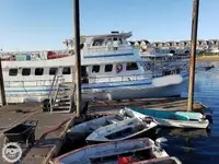 Navire-ferry à vendre