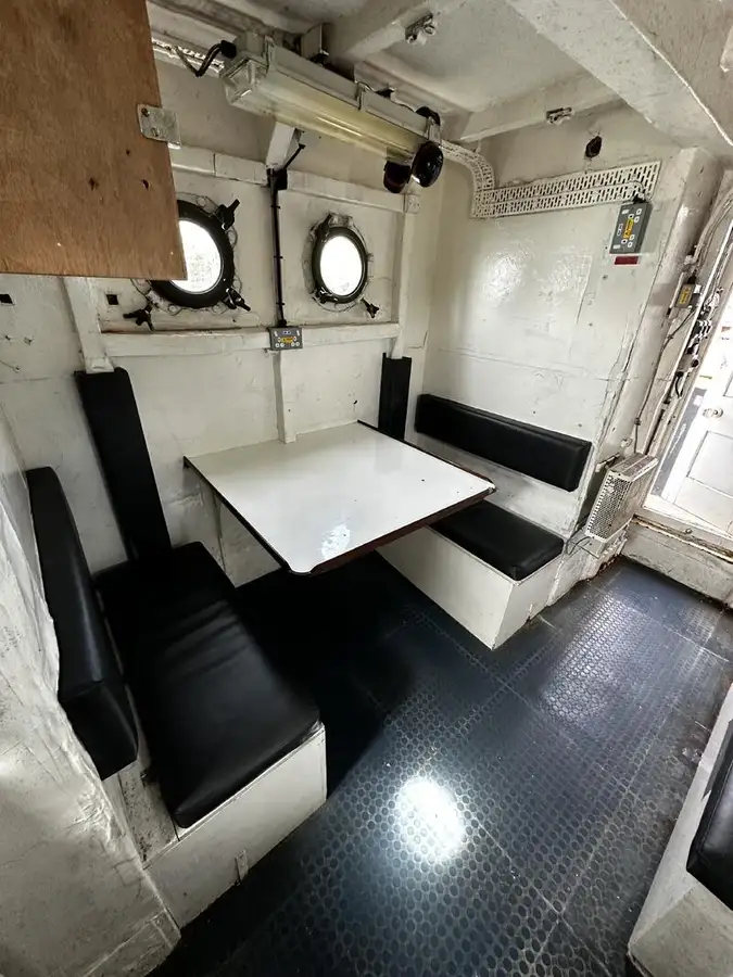 Péniche à vendre