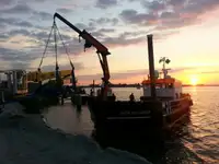 Bateaux de travail à vendre