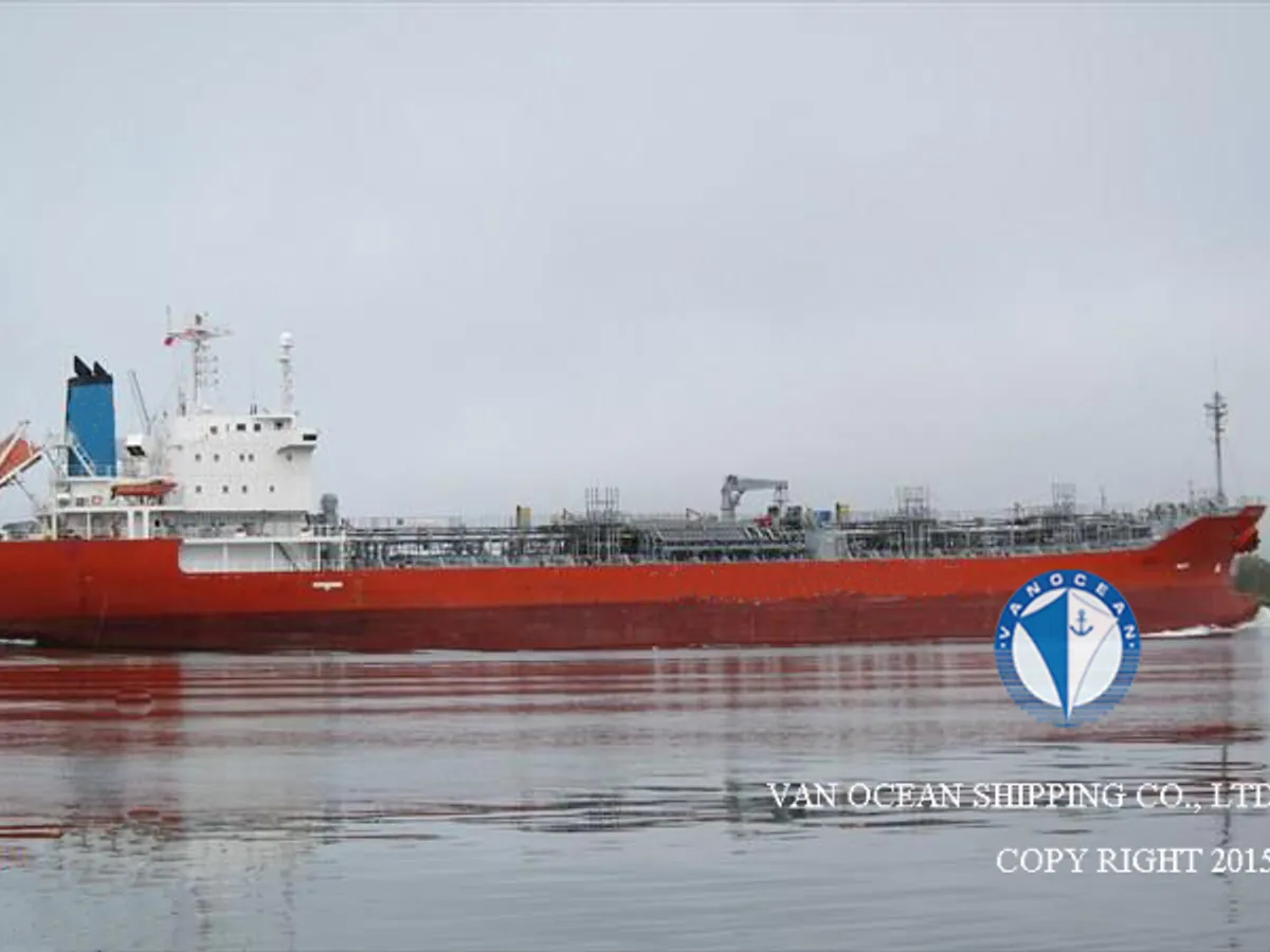 Pétrolier / chimiquier à vendre
