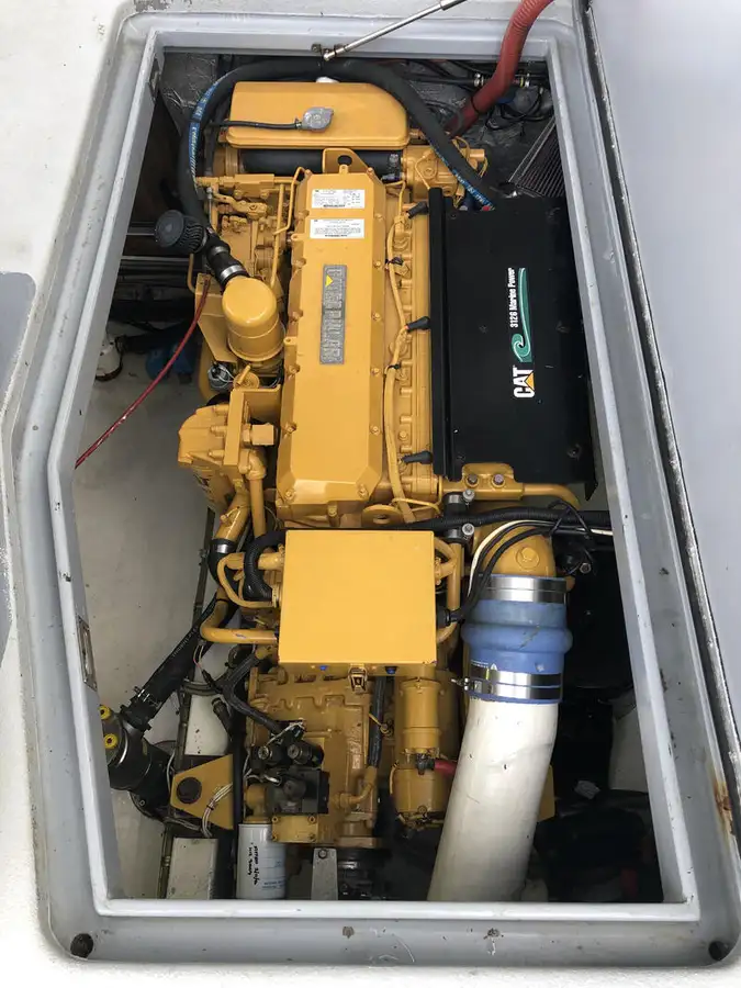 Navire de recherche à vendre