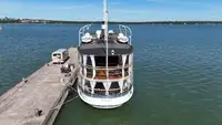 Navire de passagers à vendre