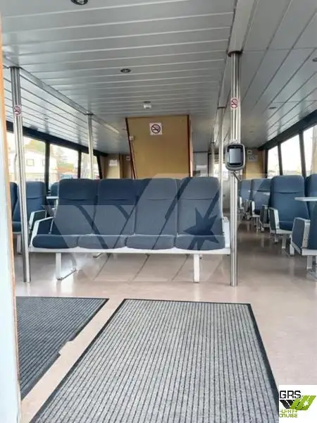 Navire-ferry à vendre