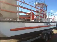 Bateaux de travail à vendre