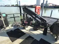 Bateaux de travail à vendre