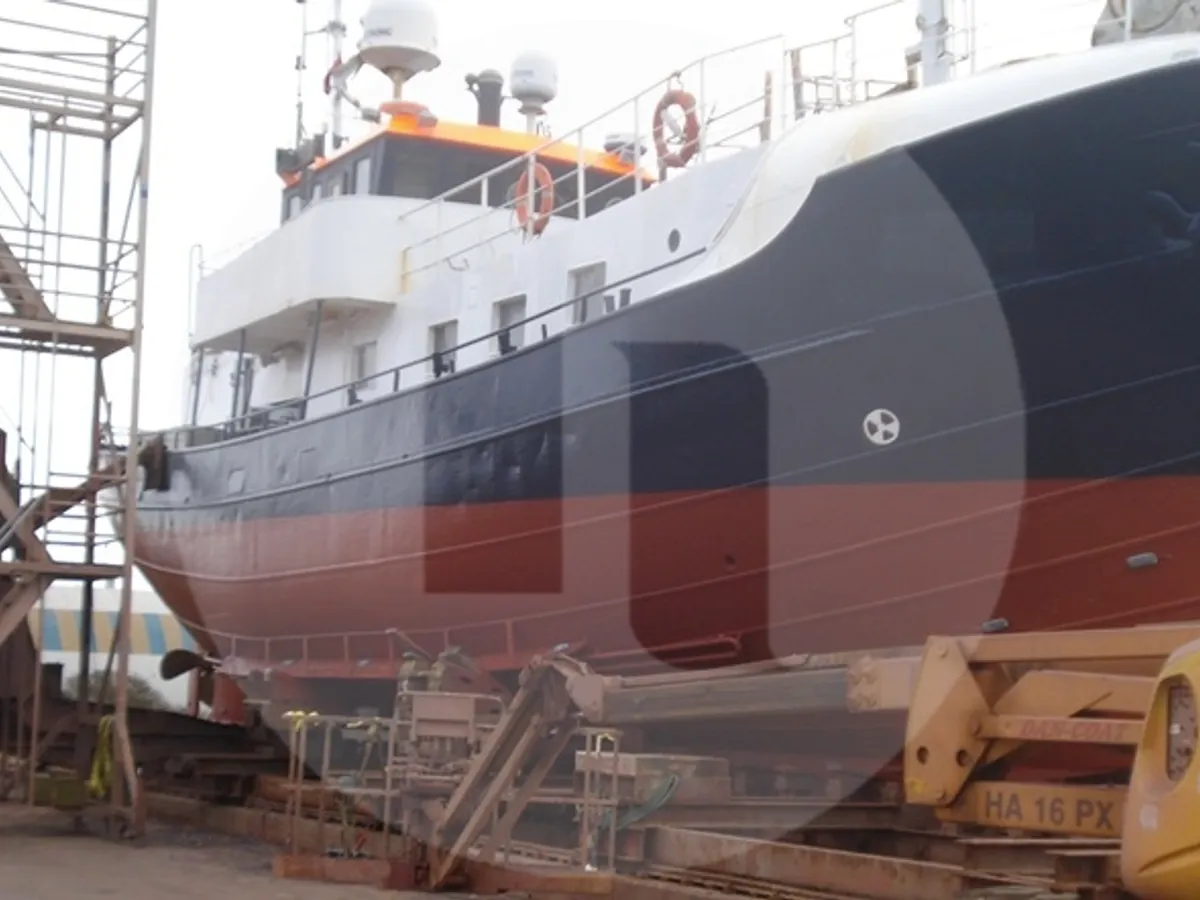 Navire de pêche à vendre