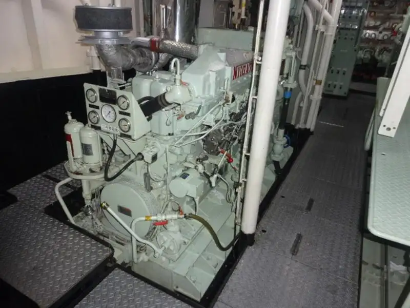 Navire de recherche à vendre