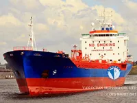 Pétrolier / chimiquier à vendre