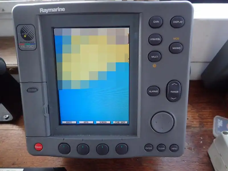 Navire d'arpentage à vendre