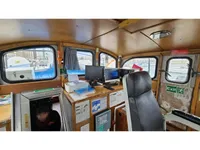 Bateau de transport d'équipage à vendre