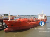 Pétrolier / chimiquier à vendre