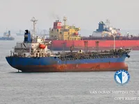 Pétrolier / chimiquier à vendre
