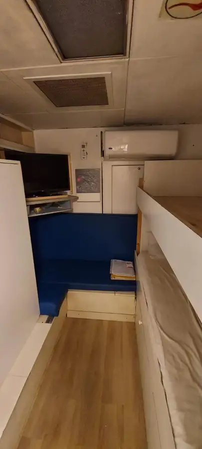 Bateau de transport d'équipage à vendre