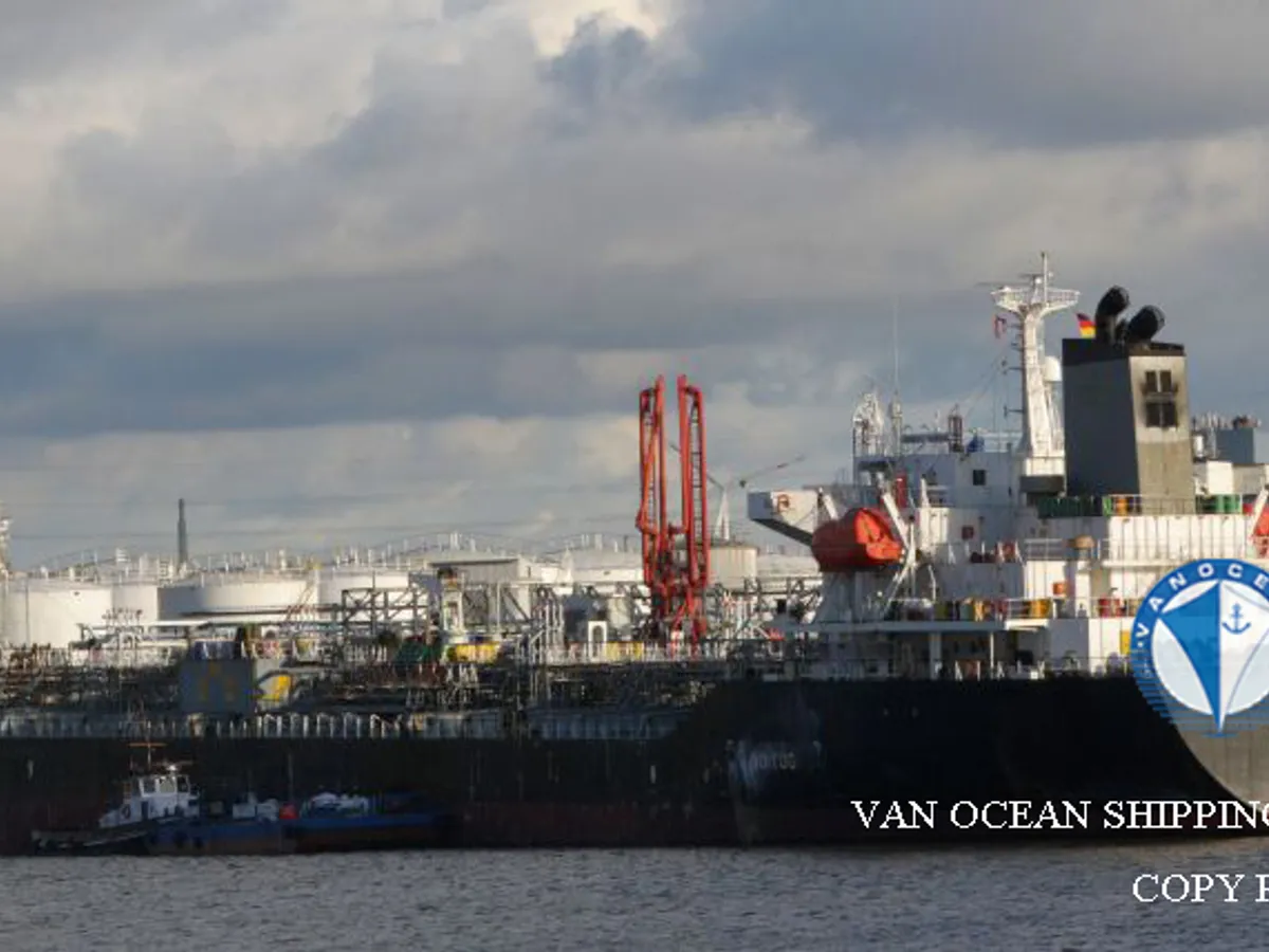 Pétrolier / chimiquier à vendre