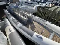 Bateau pneumatique semi-rigide à vendre