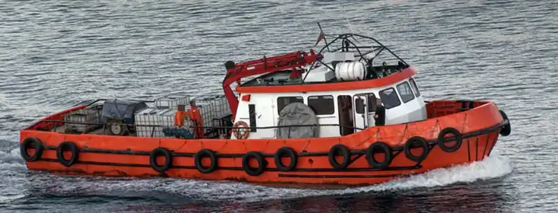 Bateaux de travail à vendre