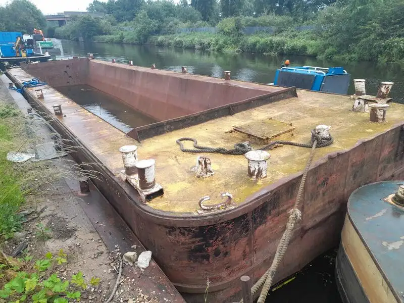 Péniche à vendre