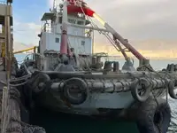 Bateaux de travail à vendre