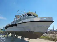 Bateau de transport d'équipage à vendre
