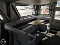 Bateau de transport d'équipage à vendre