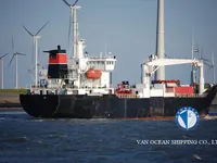Navire frigorifique à vendre