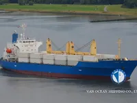Navire frigorifique à vendre