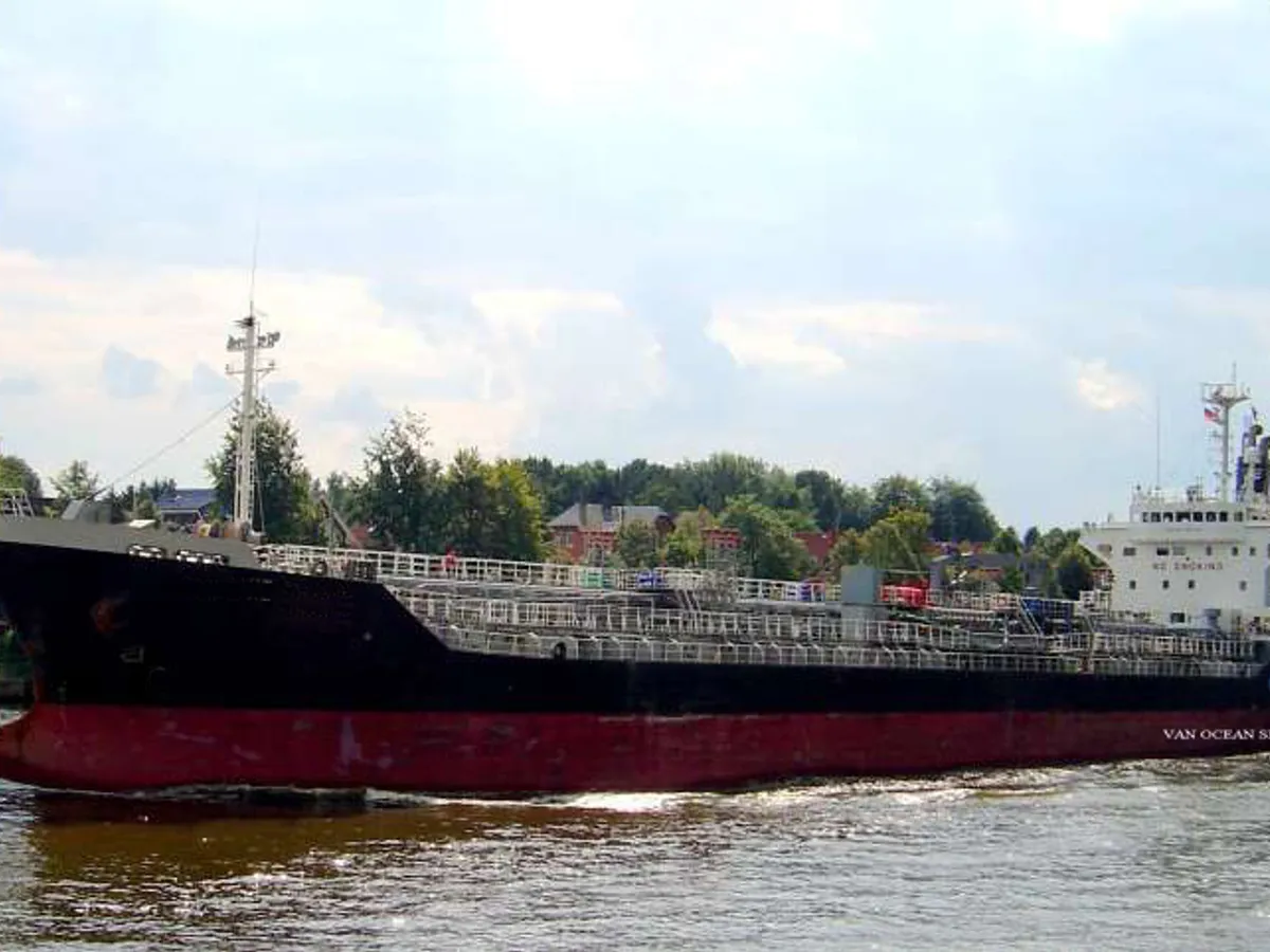 Pétrolier / chimiquier à vendre