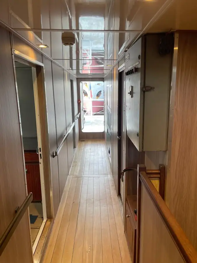 Navire frigorifique à vendre