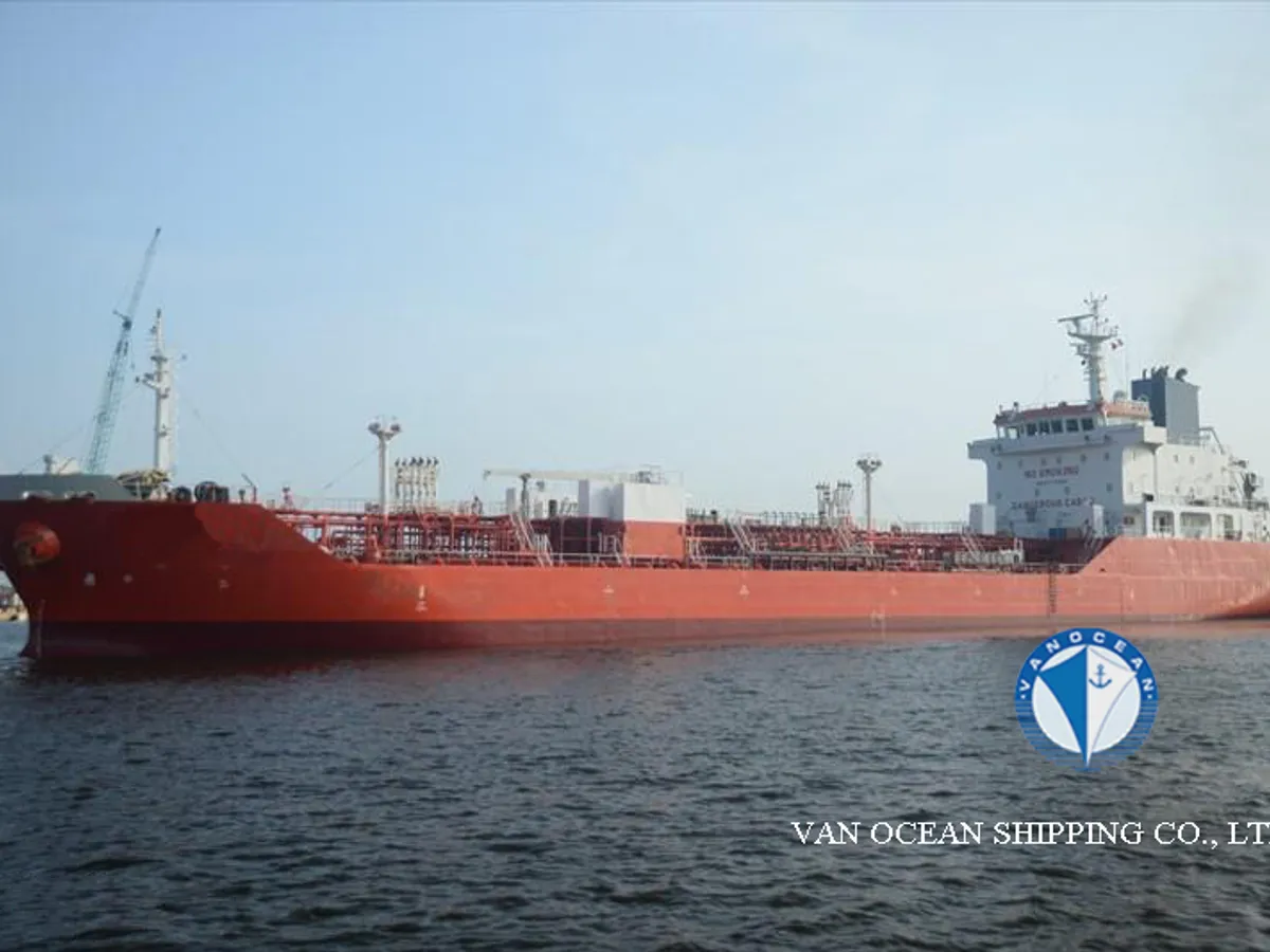 Pétrolier / chimiquier à vendre