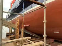 Bateaux de travail à vendre