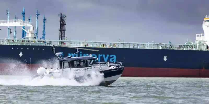 Bateau patrouilleur à vendre