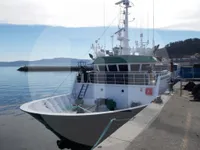Navire de pêche à vendre