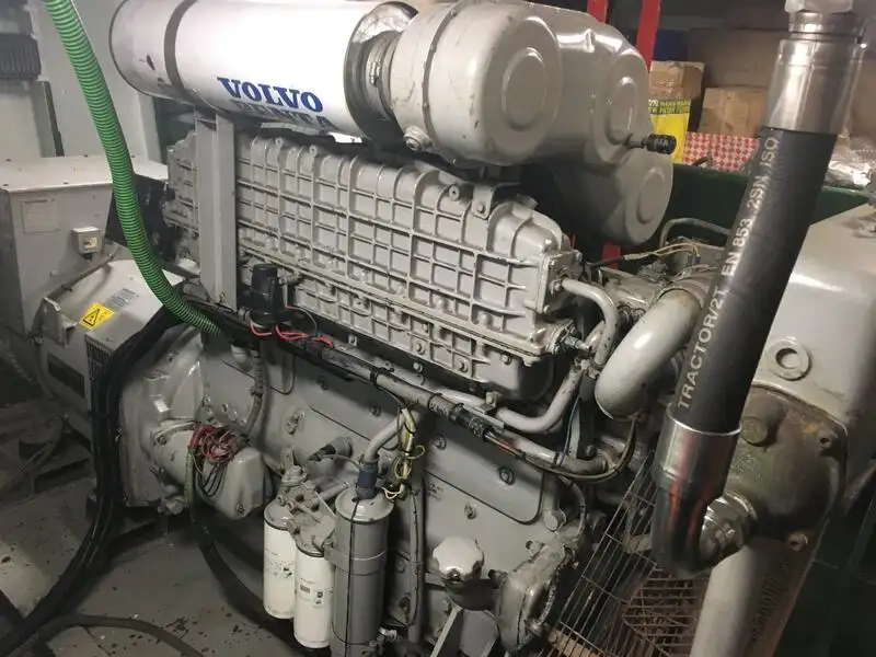Navire de recherche à vendre