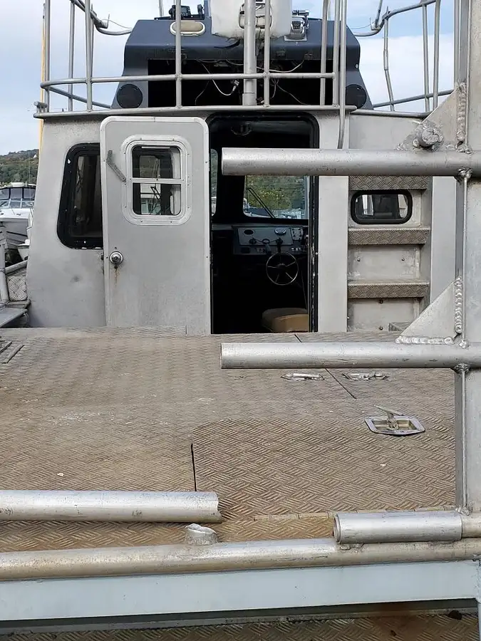 Bateaux de travail à vendre