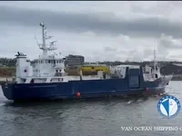 Navire frigorifique à vendre