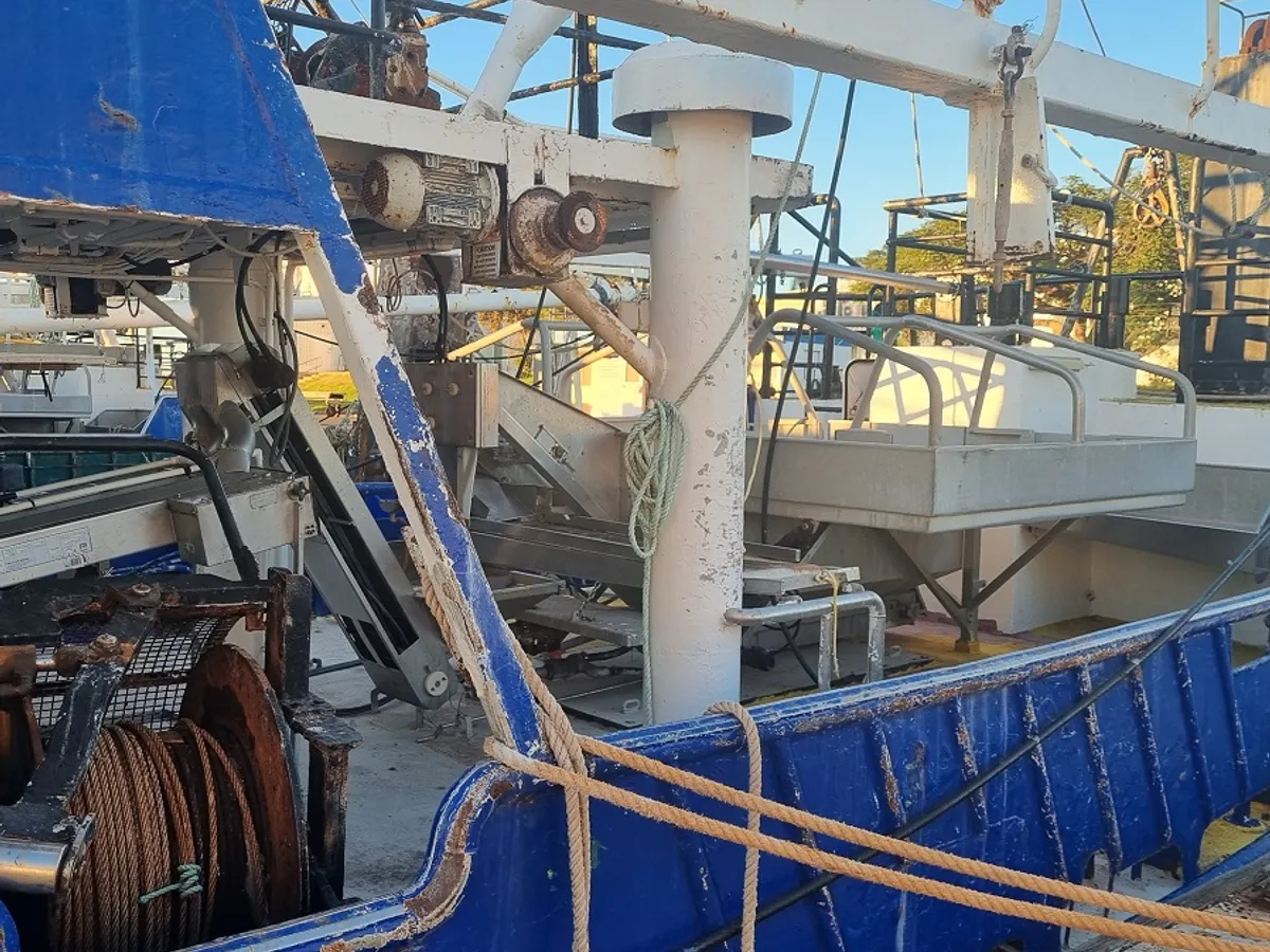 Chalutier à vendre