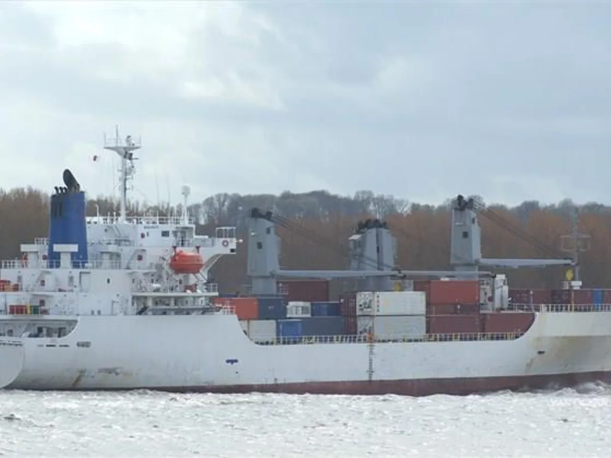 Navire frigorifique à vendre