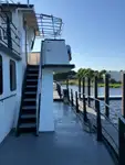 Navire mixte (croisière et transport de marchandises) à vendre