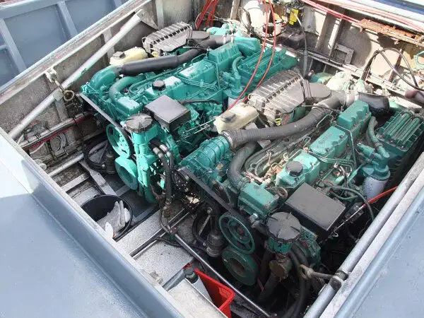 Bateau de transport d'équipage à vendre