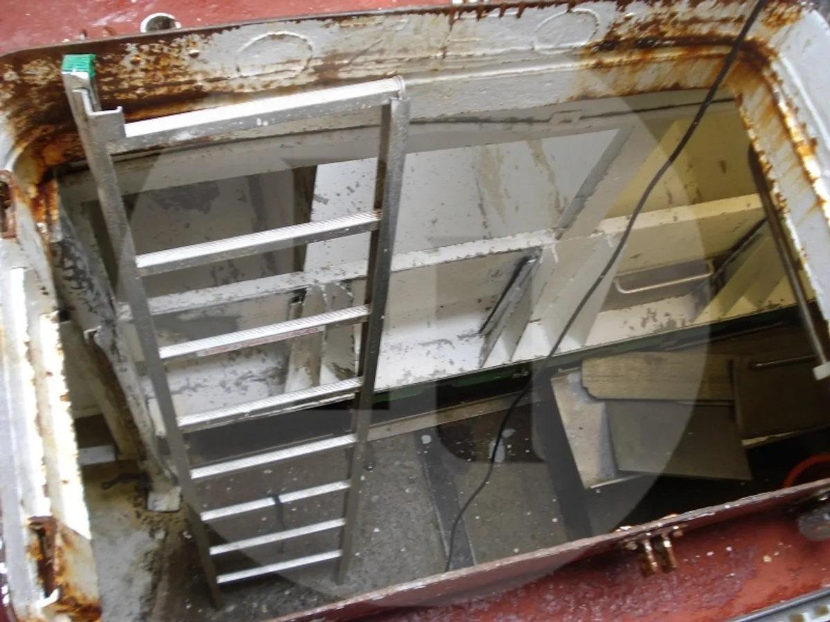 Navire de pêche à vendre