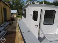 Bateau patrouilleur à vendre