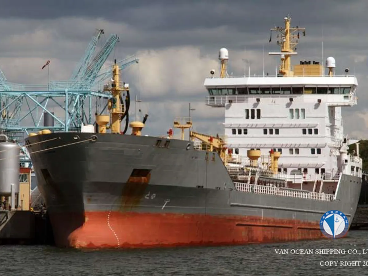 Pétrolier / chimiquier à vendre