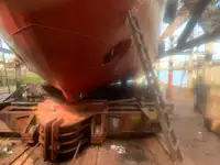 Bateaux de travail à vendre