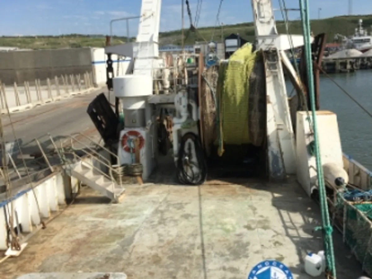 Chalutier à vendre